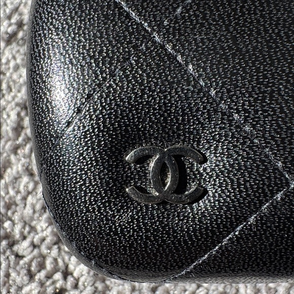 CHANEL Quilted Sunglass Case & Cleaning Cloth Black - Picture 7 of 15
